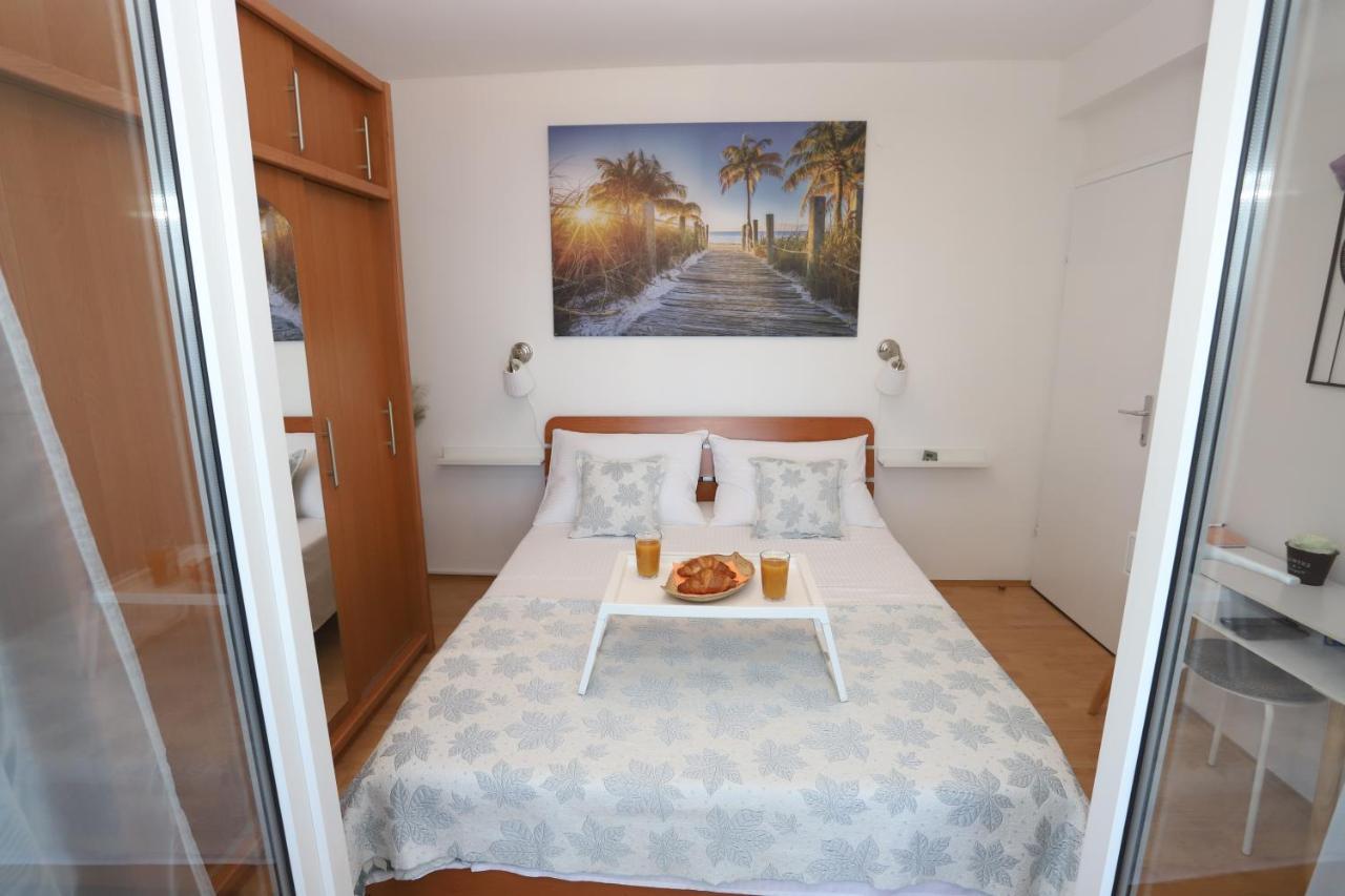 Apartment Relaxing Sea View, Okrug Gornji Zewnętrze zdjęcie